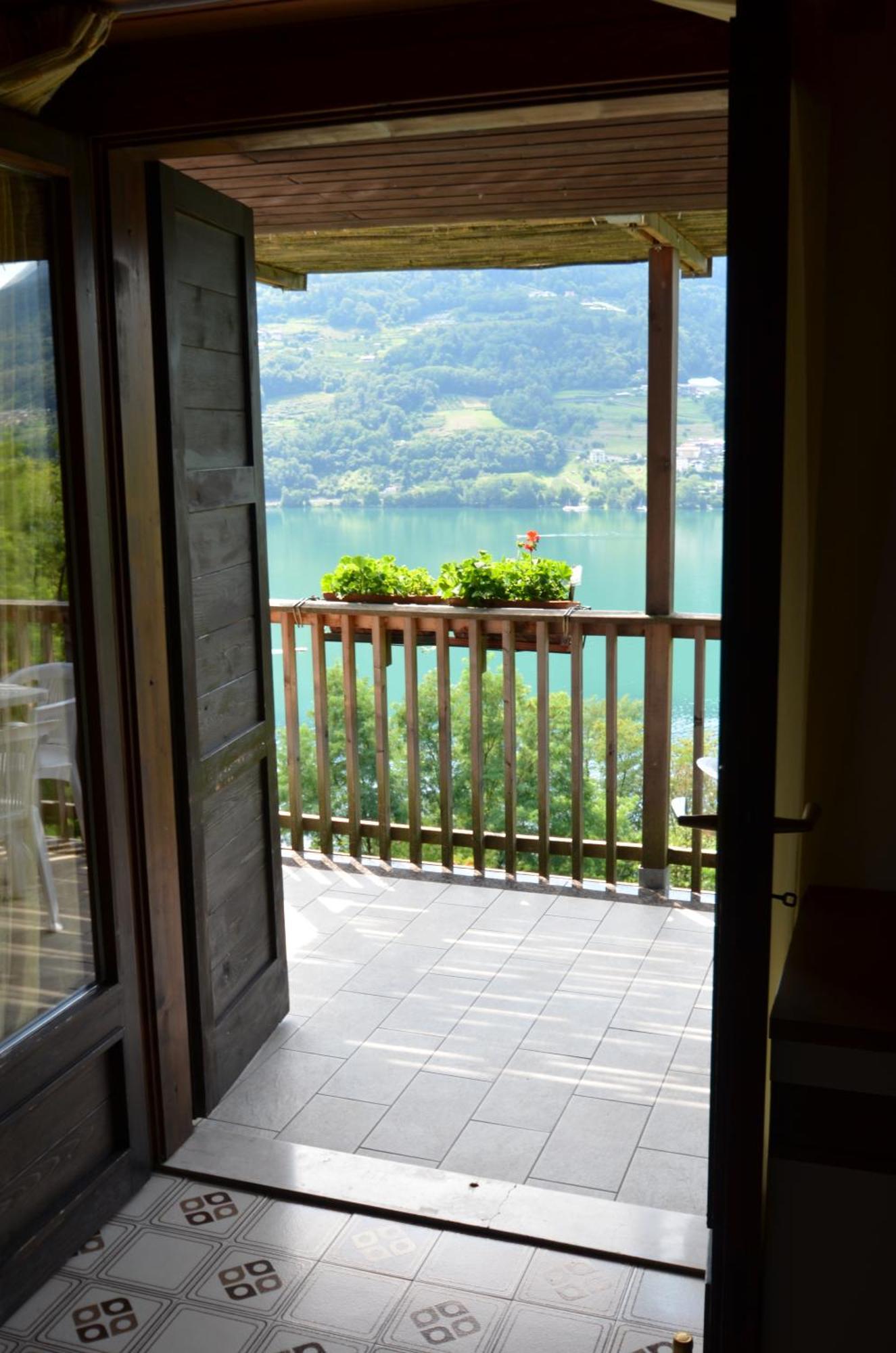 Trentino Appartamenti Oss Tenna Exterior photo